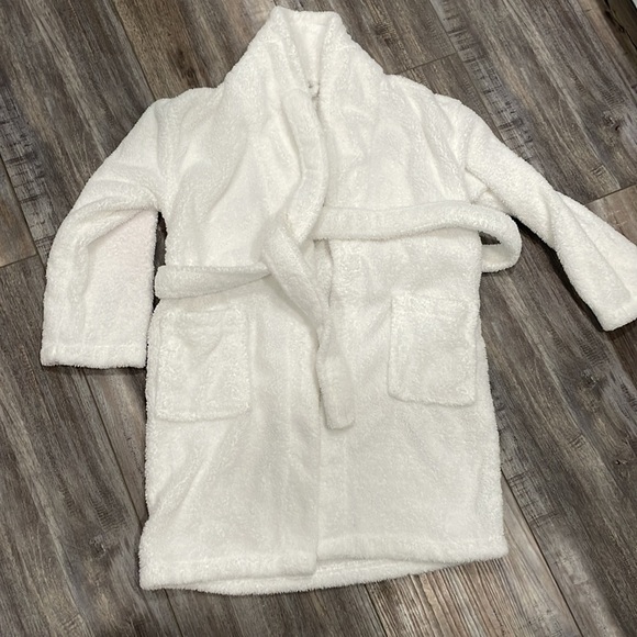 Chakir Linen Plush Robe - Picture 6 of 9